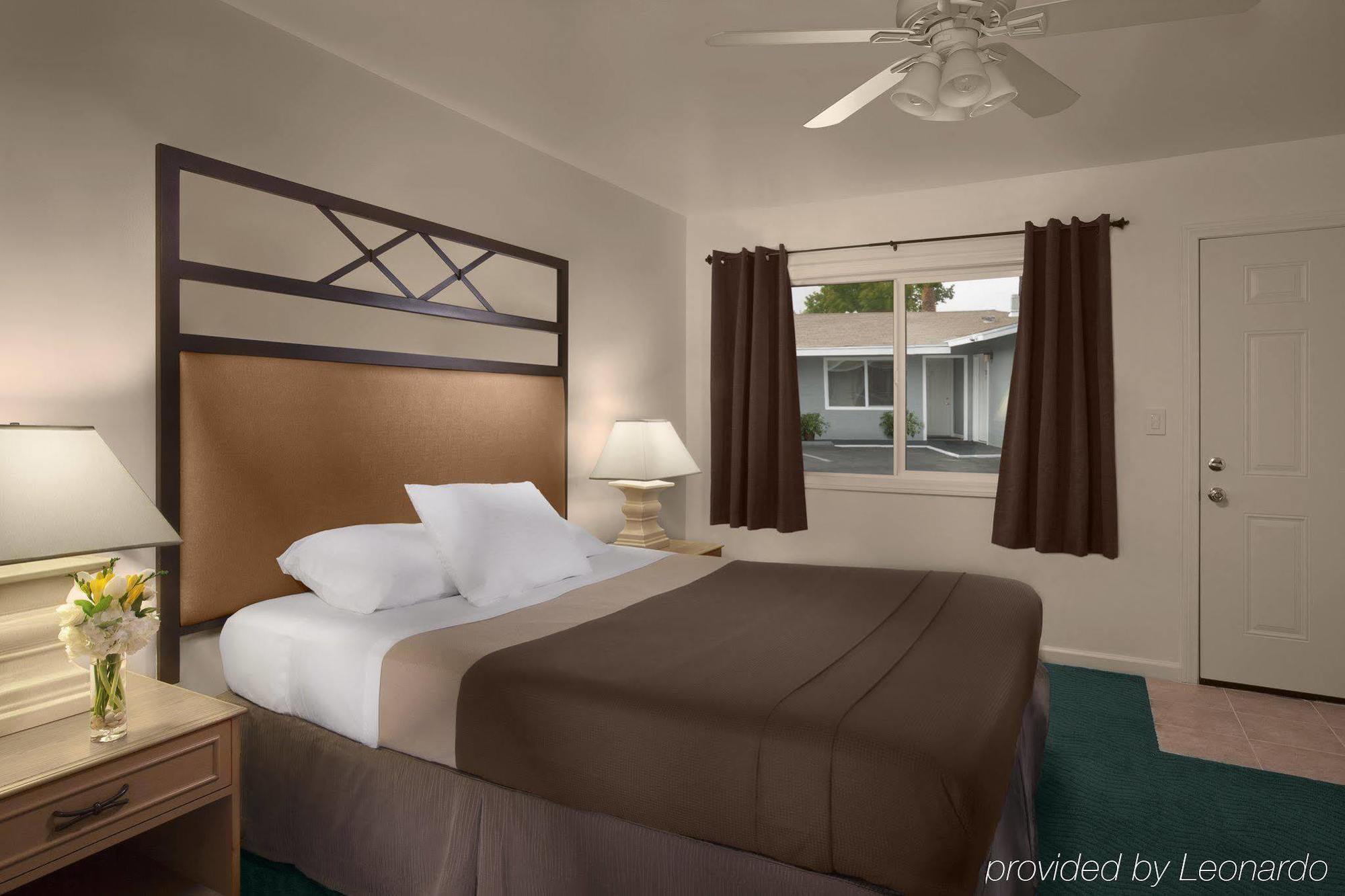 Santa Monica Hotel Екстериор снимка